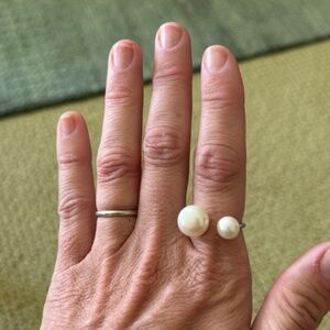 Double Pearl Ring
